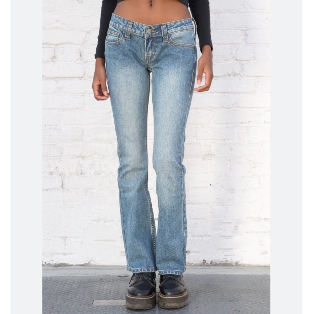 Brandy Melville Low Rise Jeans!